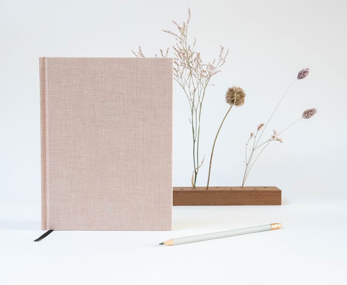 Essencio Quote To Note Book - verzamel bewaar en herinner je mooiste quotes in dit stijlvolle notebook Essencio Quote To Note Book - verzamel bewaar en herinner je mooiste quotes in dit stijlvolle notebook